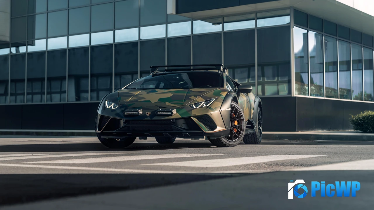 Lamborghini Huracan Sterrato 4K PC Wallpaper