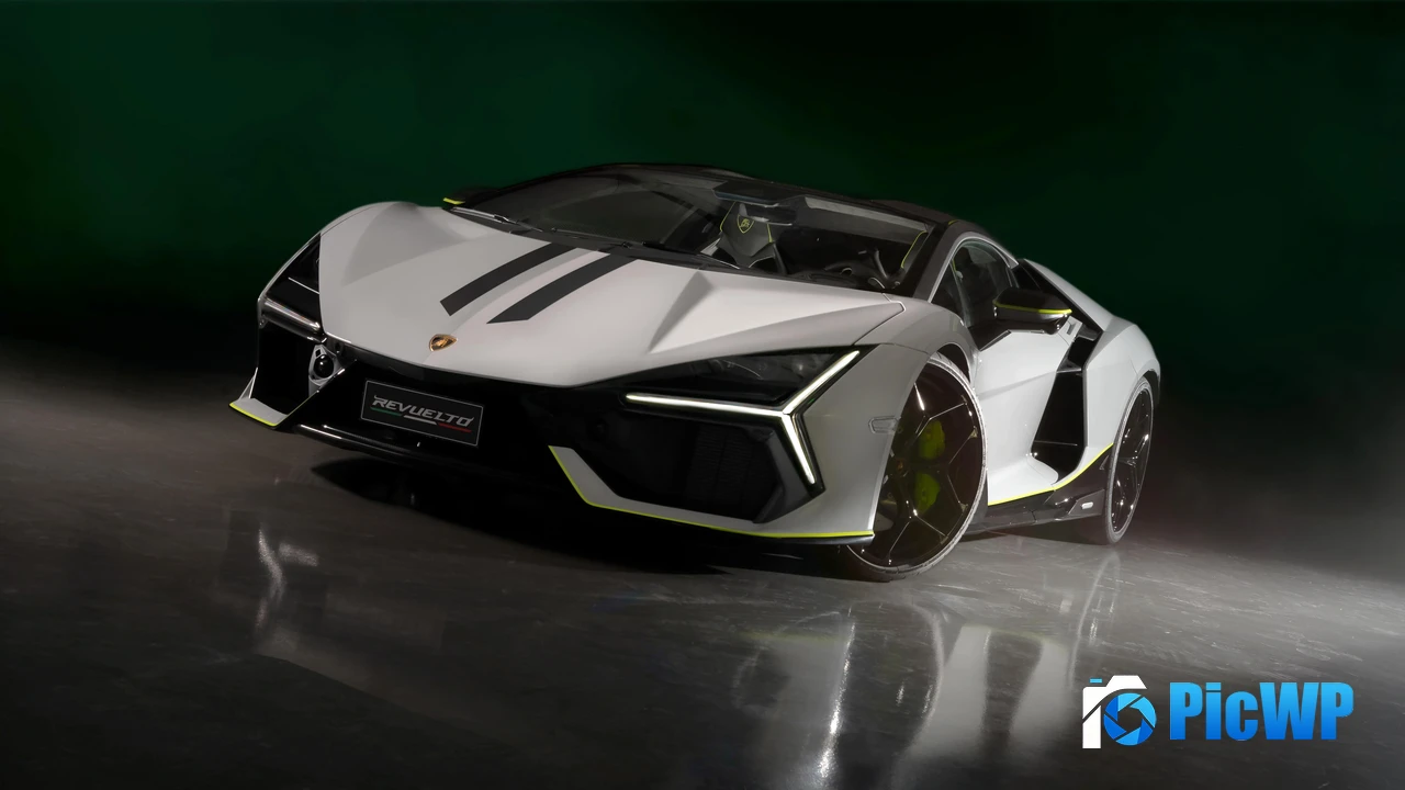 Lamborghini Revuelto Arena Ad Personam 4K PC Wallpaper