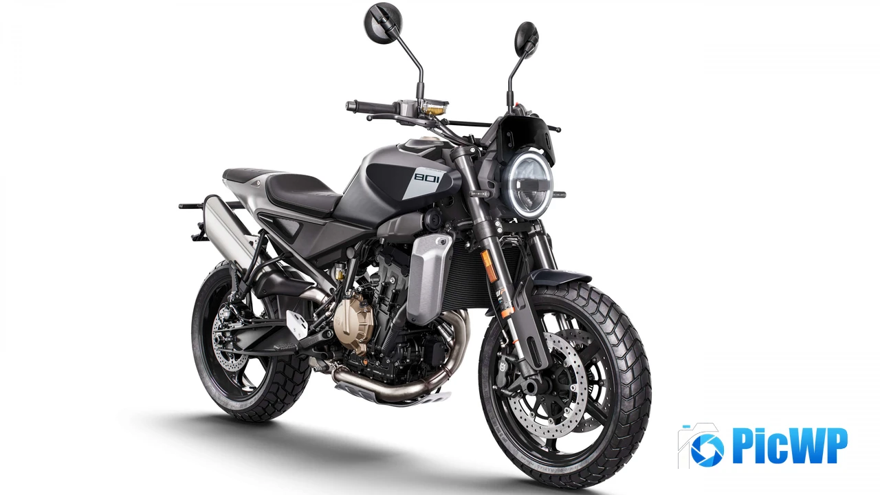 Husqvarna Svartpilen 801 2024 4K PC Wallpaper