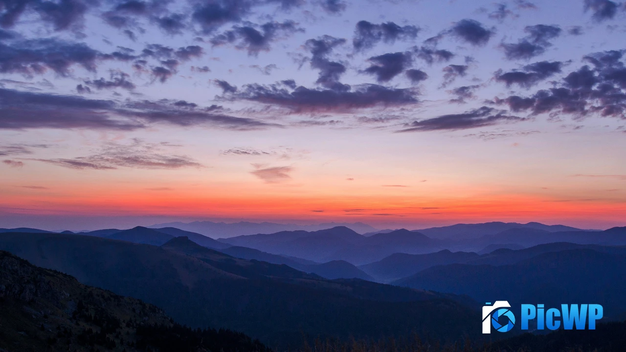 Silhouette Mountains Sunset 4K PC Wallpaper