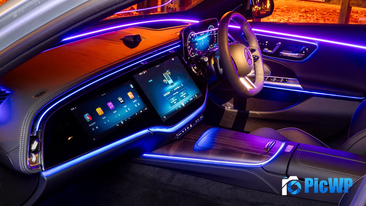 Mercedes-Benz E-Class Interior 4K PC Wallpaper