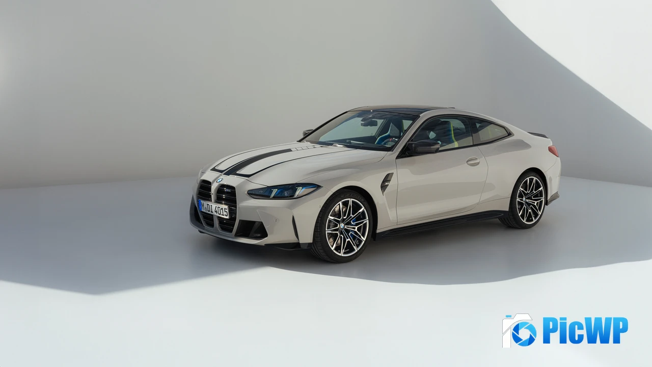 BMW M4 2024 4K PC Wallpaper