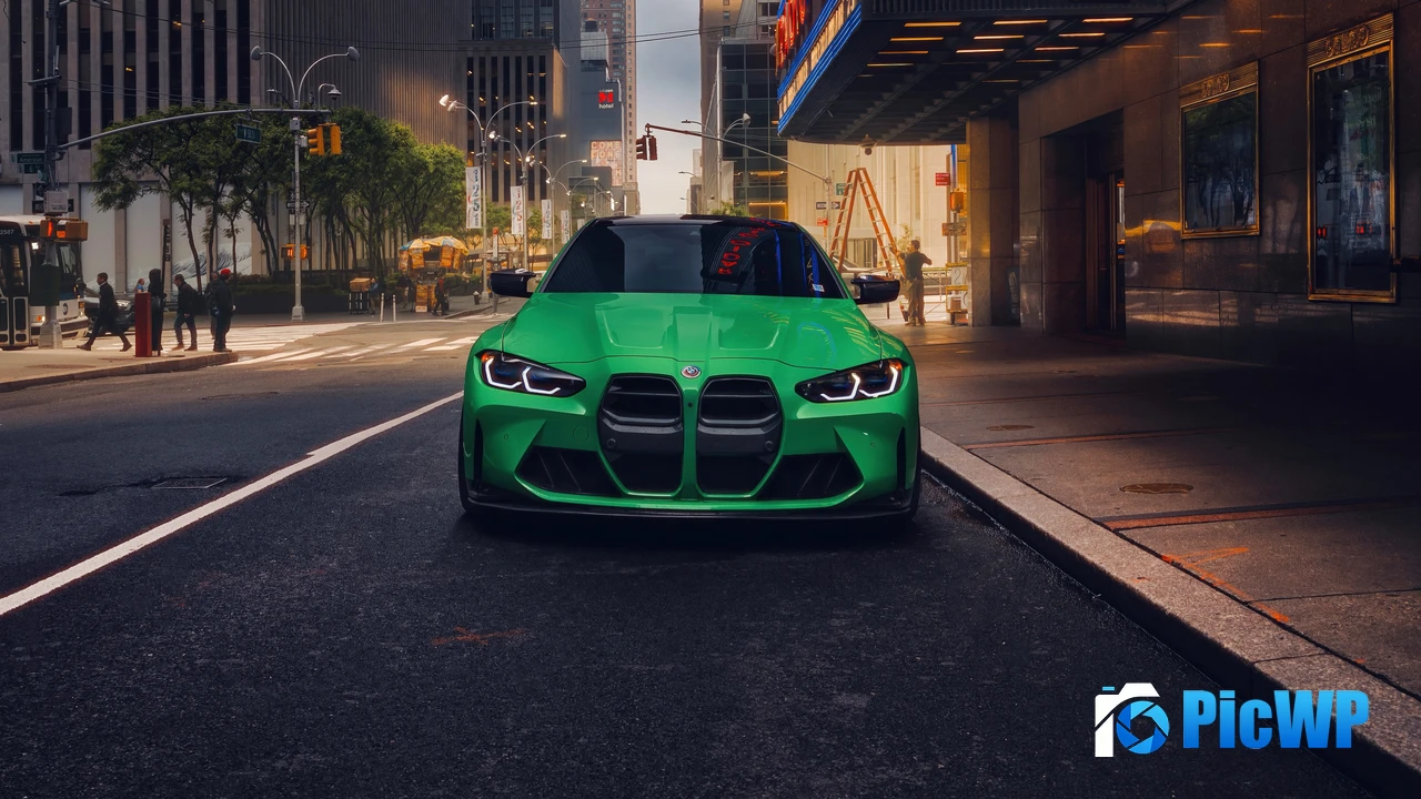 BMW M4 Urban 4K PC Wallpaper