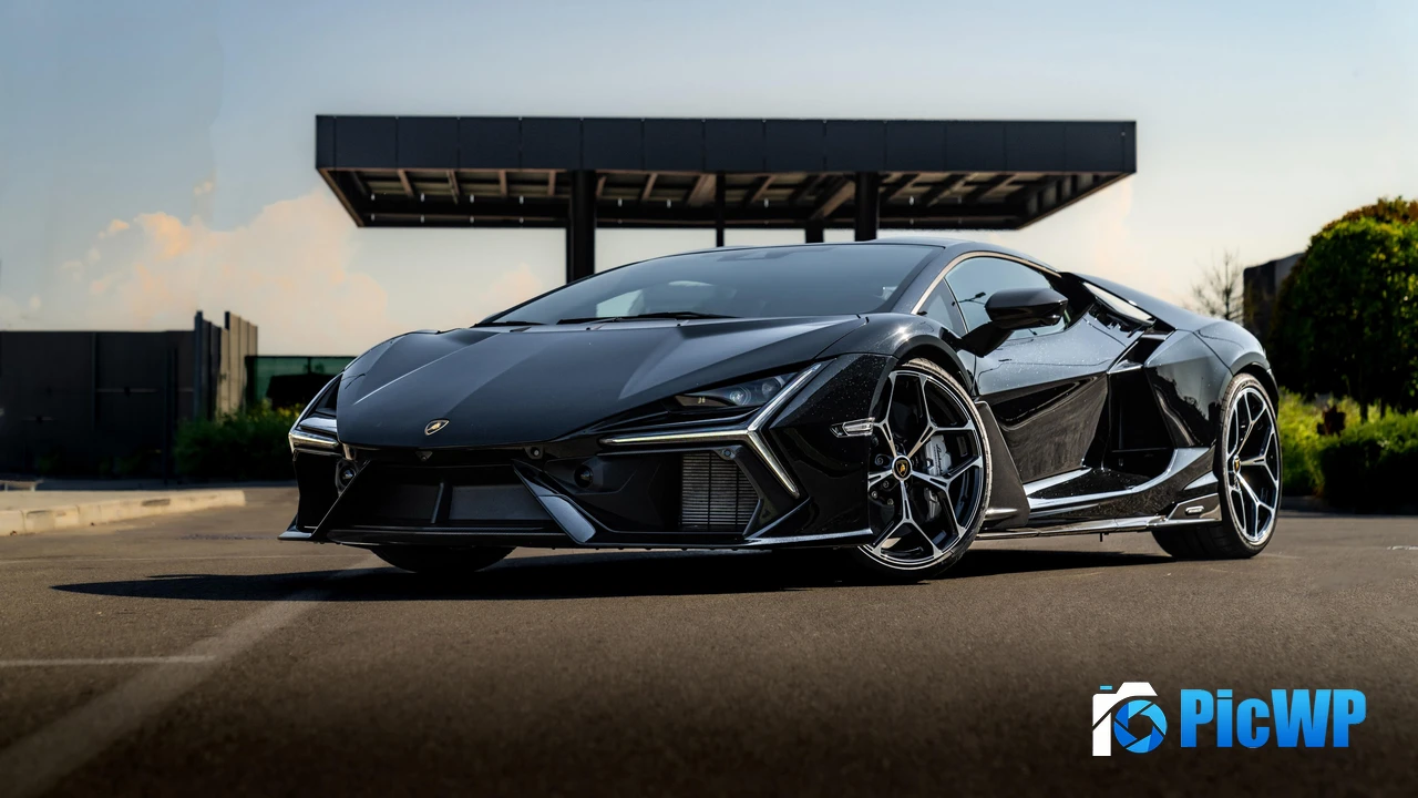 Lamborghini Revuelto Black cars 4K PC Wallpaper