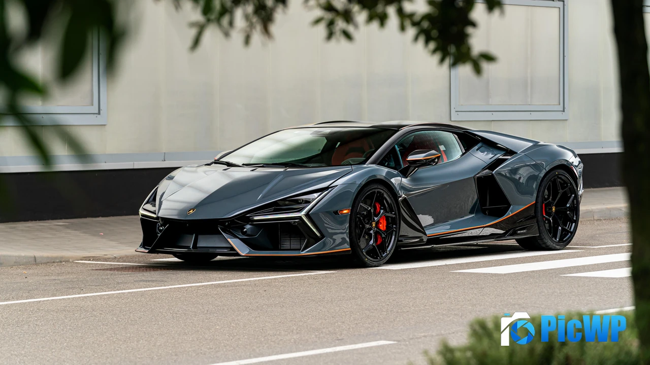 Lamborghini Revuelto Outdoor 4K PC Wallpaper