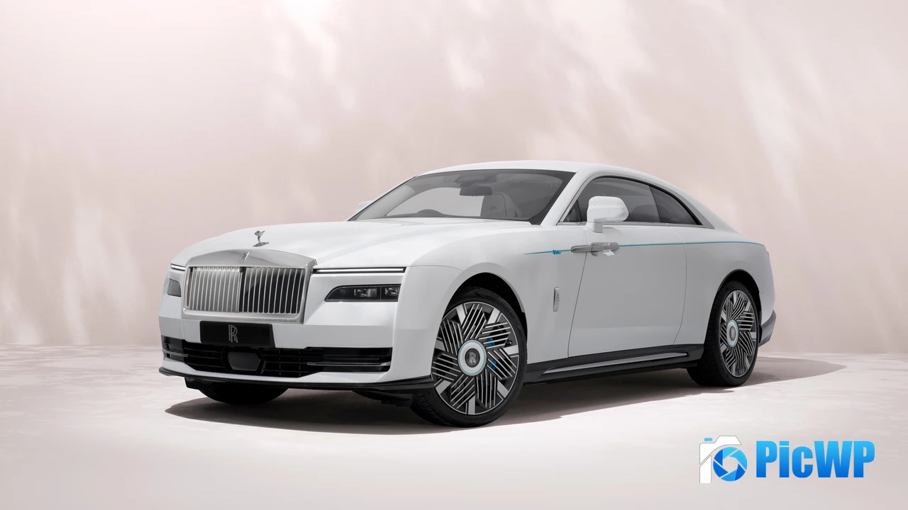 Rolls-Royce Spectre Primavera Evanescent 4K PC Wallpaper