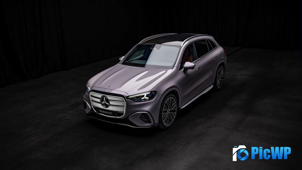 Mercedes-Benz GLC 400 2026 4K PC Wallpaper