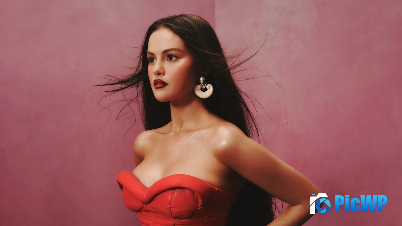 Selena Gomez Allure 4K PC Wallpaper