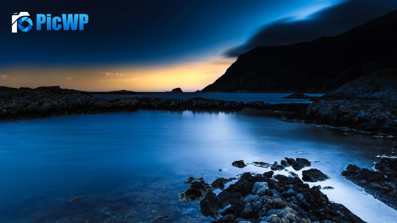 Rocky coast Bremanger 4K PC Wallpaper