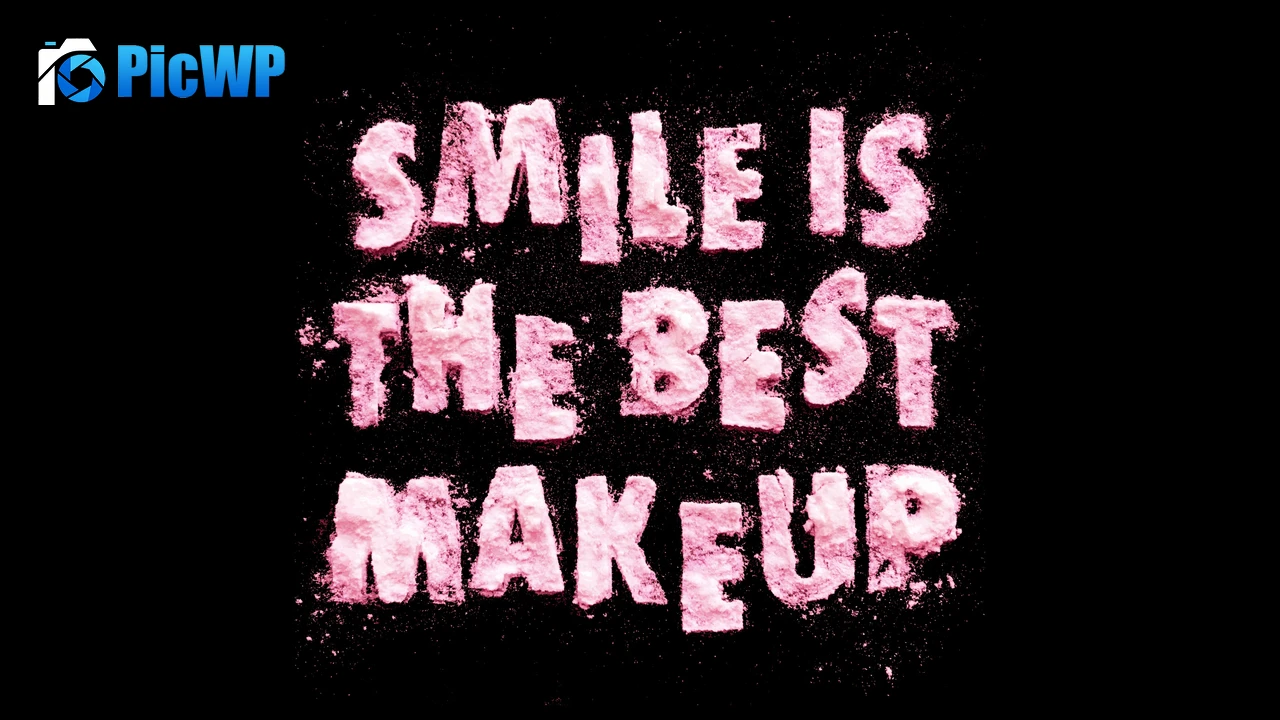 Smile is the Best Makeup Girly 4K PC Wallpaper