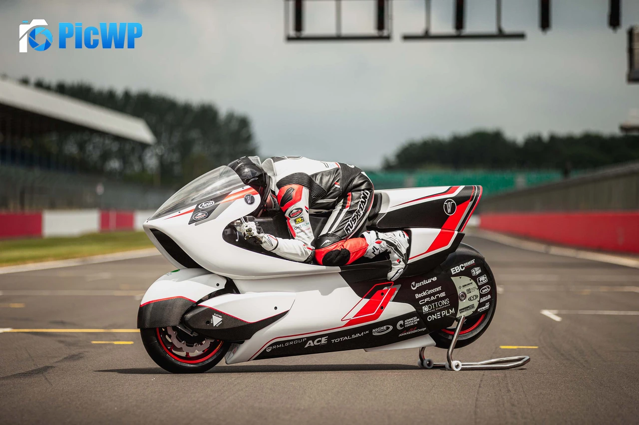 WMC250EV Concept bikes 3K PC Wallpaper