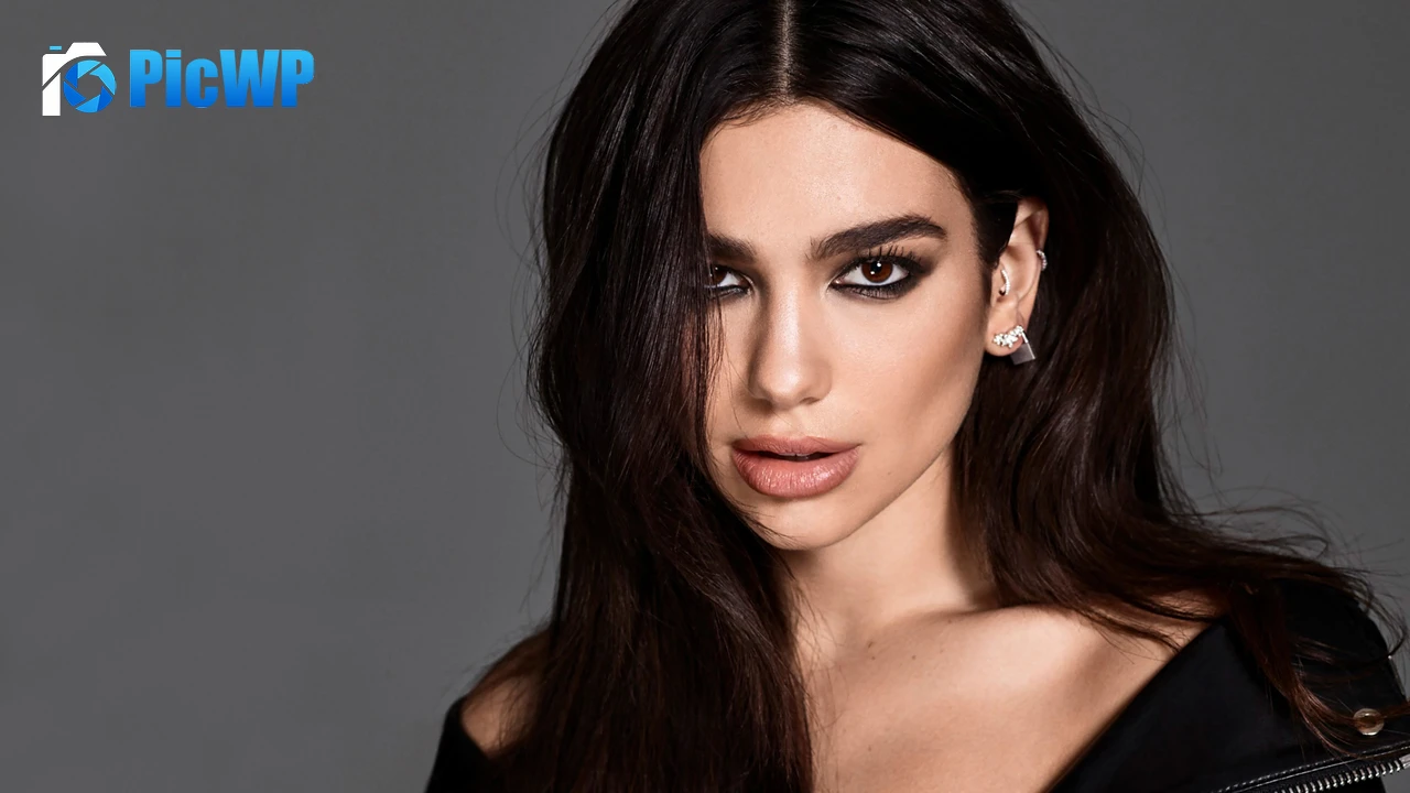 Dua Lipa Beautiful 4K PC Wallpaper