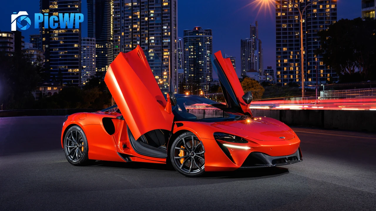McLaren Artura 4K PC Wallpaper