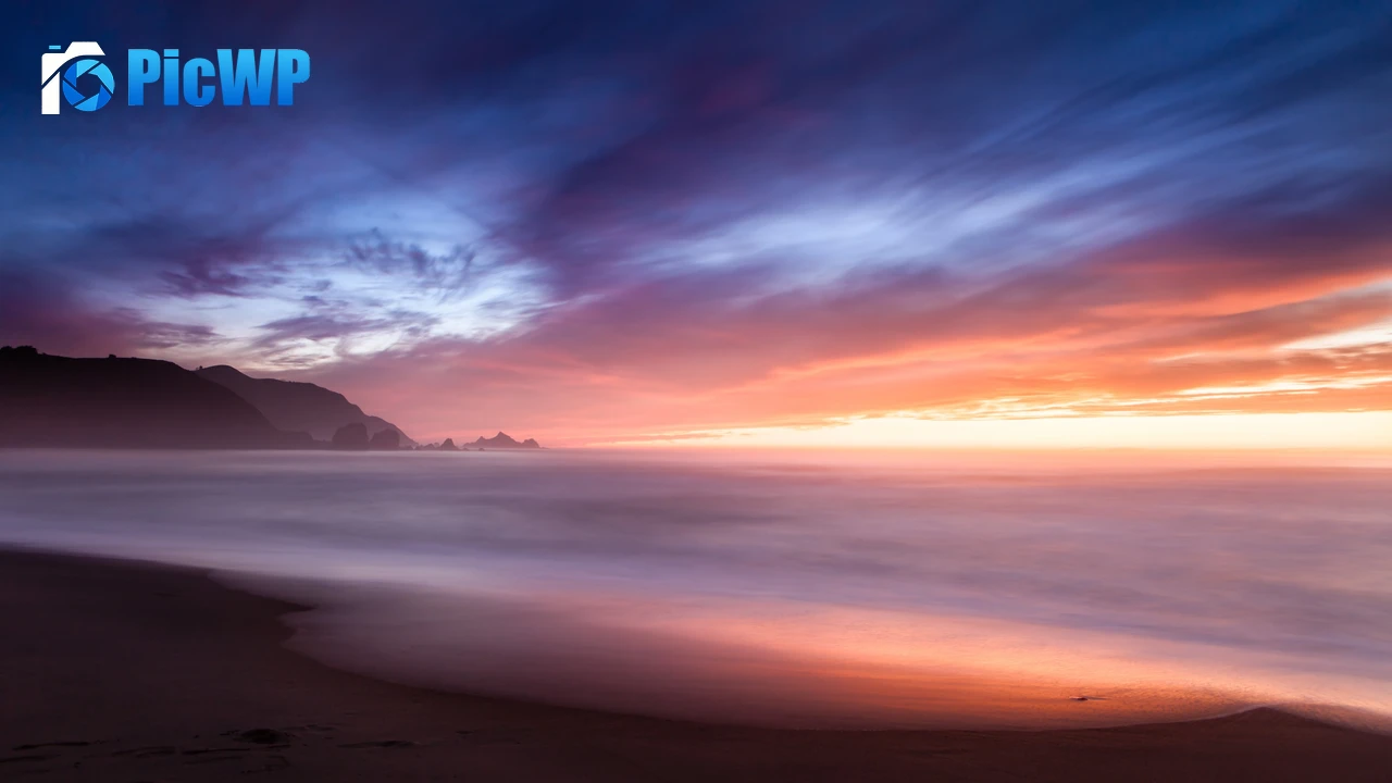 Beach Horizon 4K PC Wallpaper