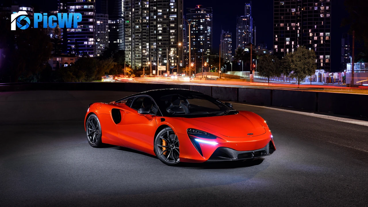 McLaren Artura Hybrid Supercar 4K PC Wallpaper