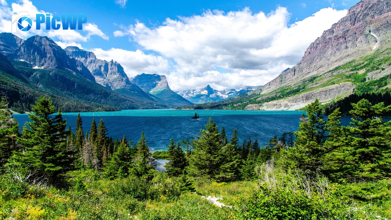 Wild Goose Island Saint Mary Lake 4K PC Wallpaper