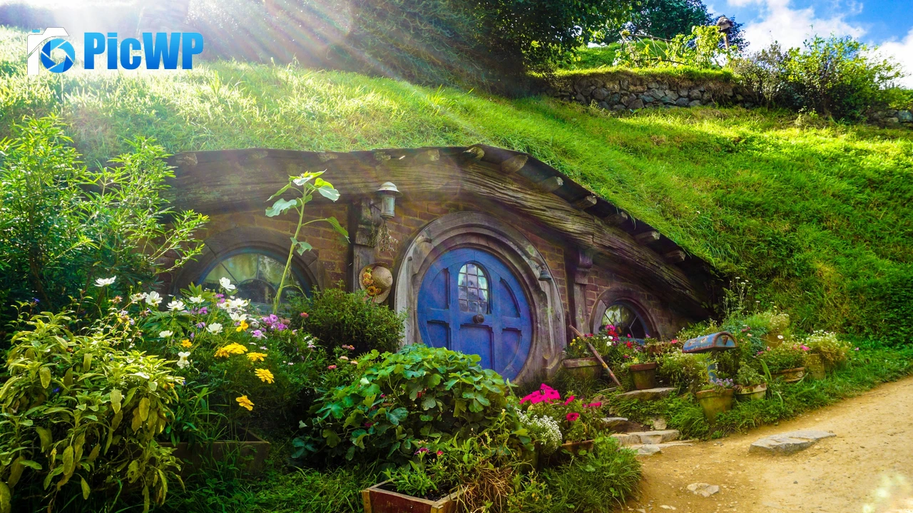 Hobbiton Movie Set New Zealand 4K PC Wallpaper