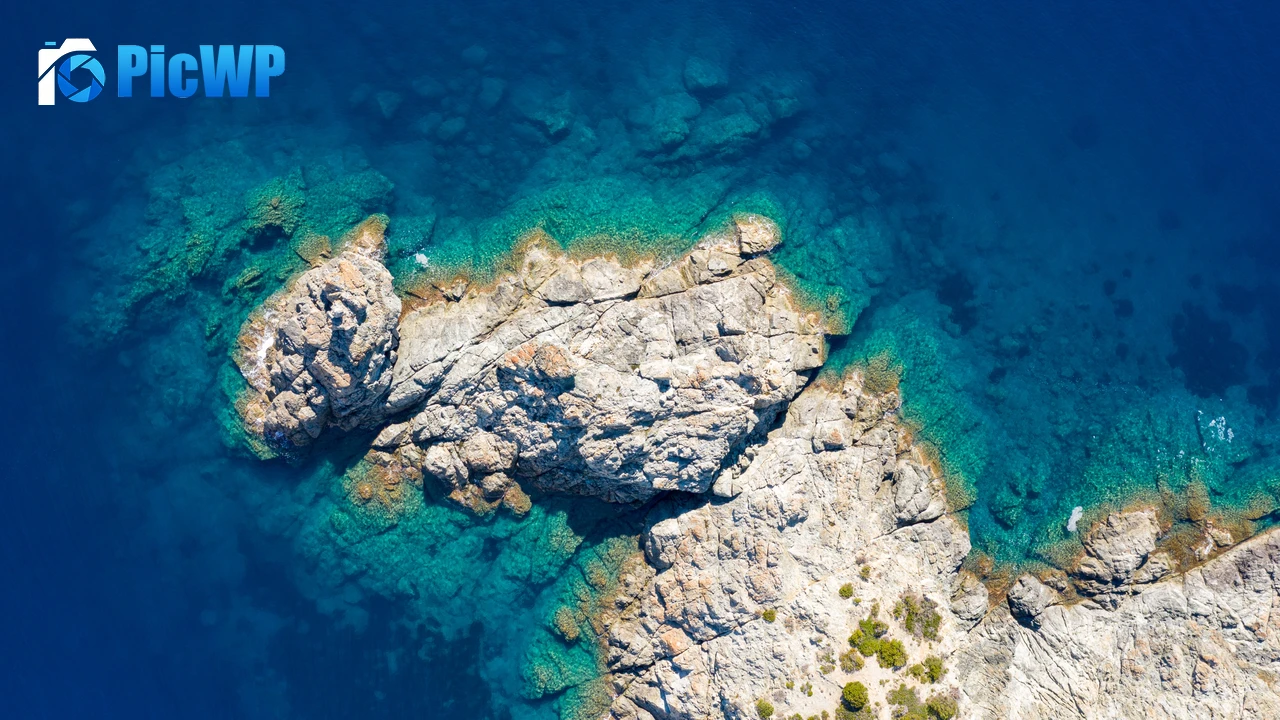 Rocky coast Seashore 4K PC Wallpaper