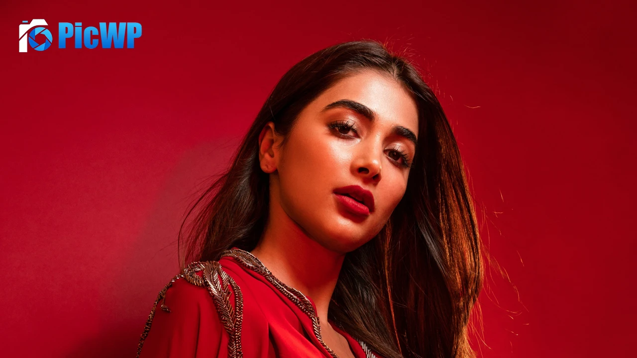 Pooja Hegde Red background 4K PC Wallpaper