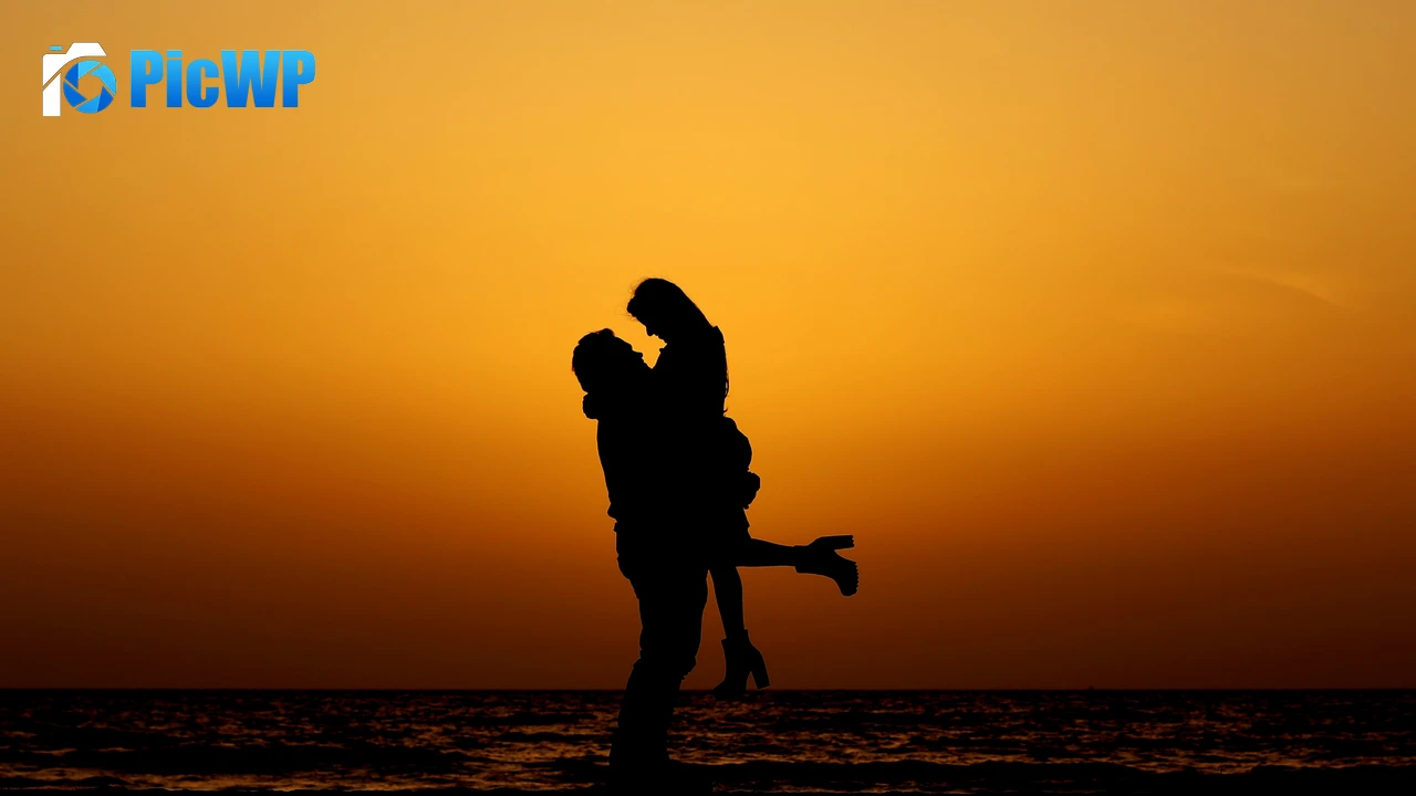 Couple 4K PC Wallpaper