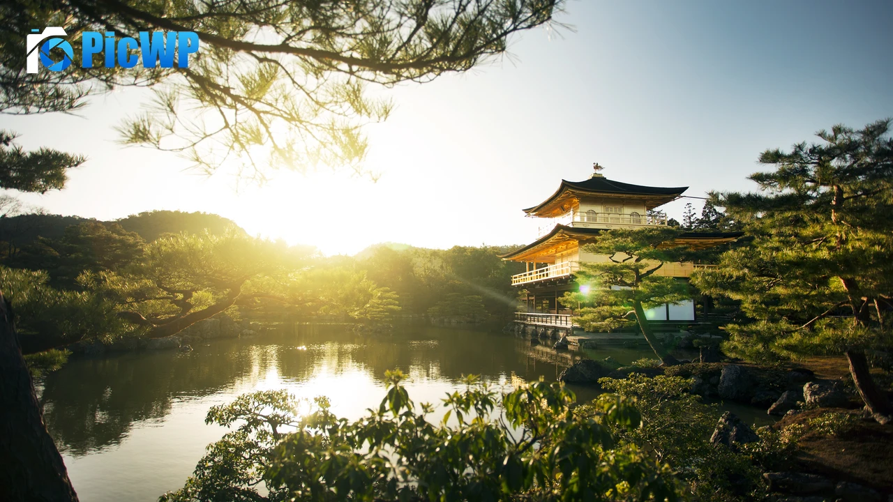 Kinkakuji Temple Rokuon-ji 4K PC Wallpaper