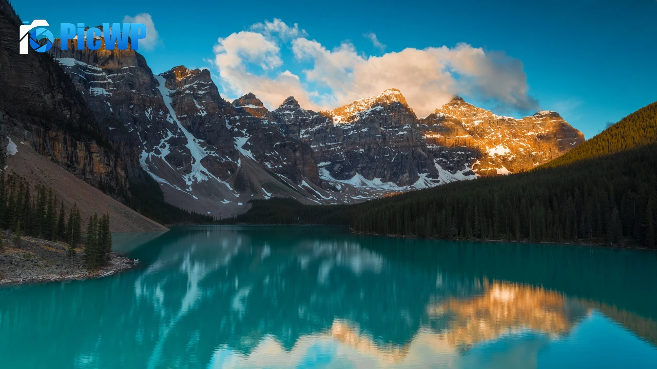 Moraine Lake Alberta Canada 4K PC Wallpaper