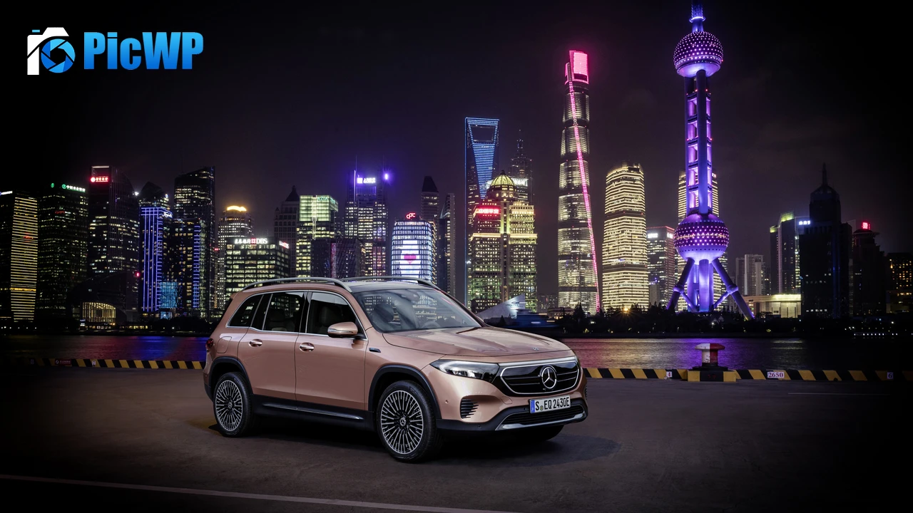 Mercedes-Benz EQB 350 4MATIC Electric Art Line 4K PC Wallpaper