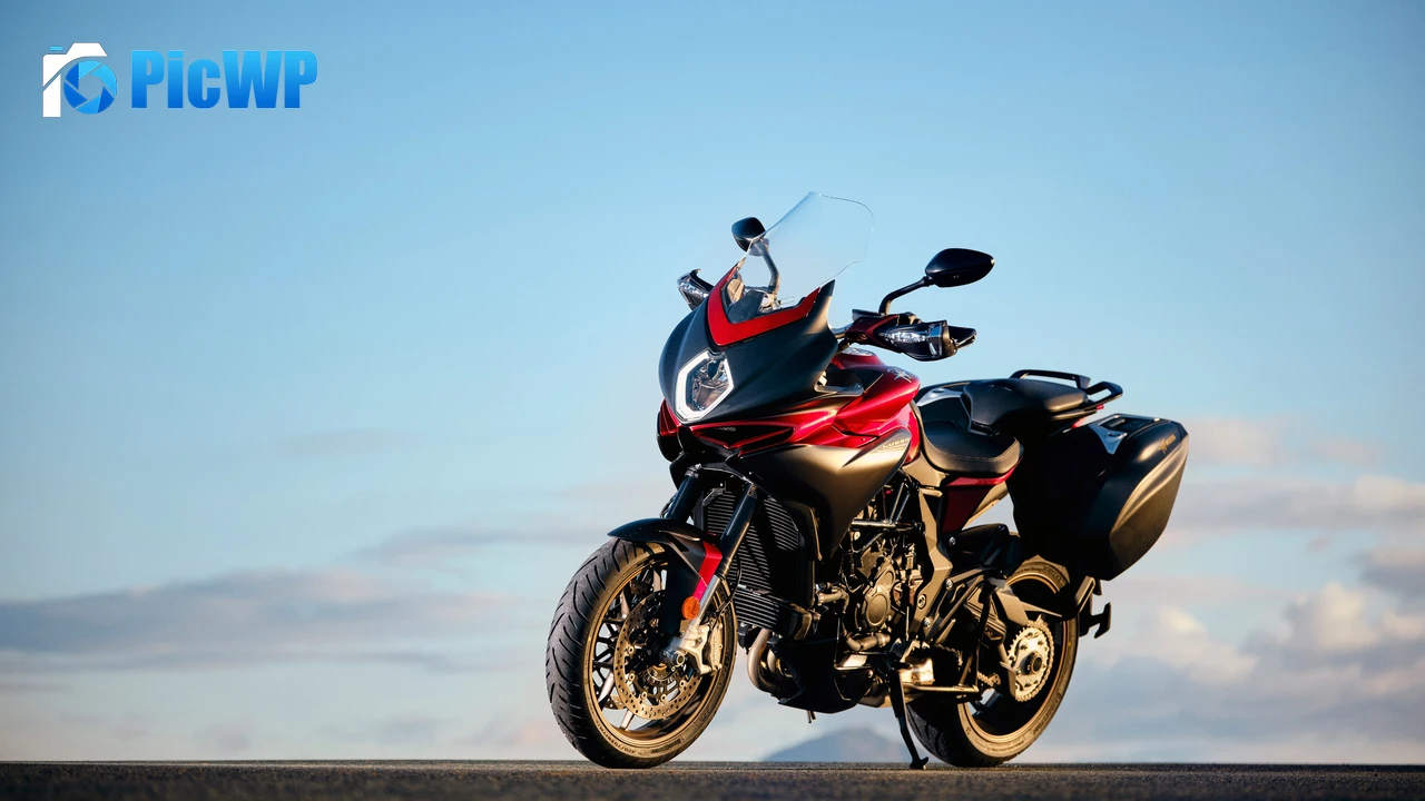 MV Agusta Turismo Veloce Lusso SCS 2021 4K PC Wallpaper