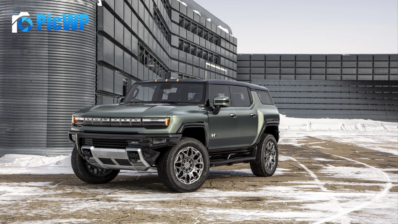 GMC Hummer EV 2024 4K PC Wallpaper