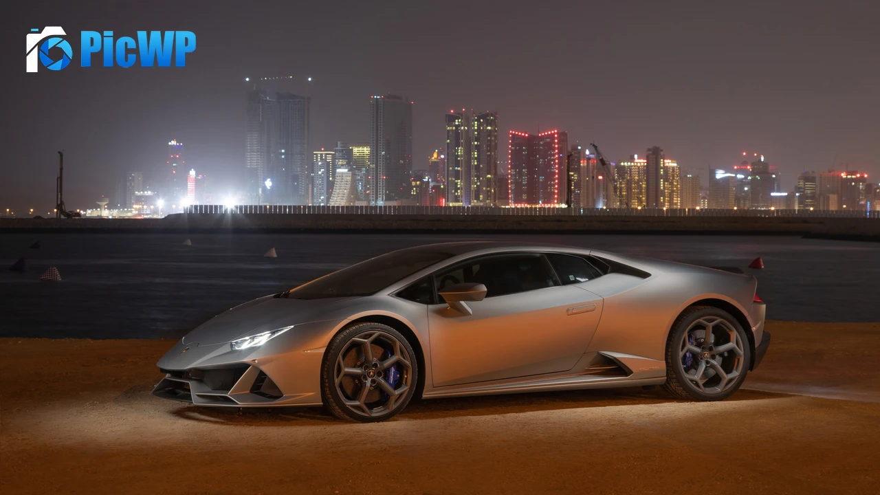 Lamborghini Huracan EVO 2021 4K PC Wallpaper
