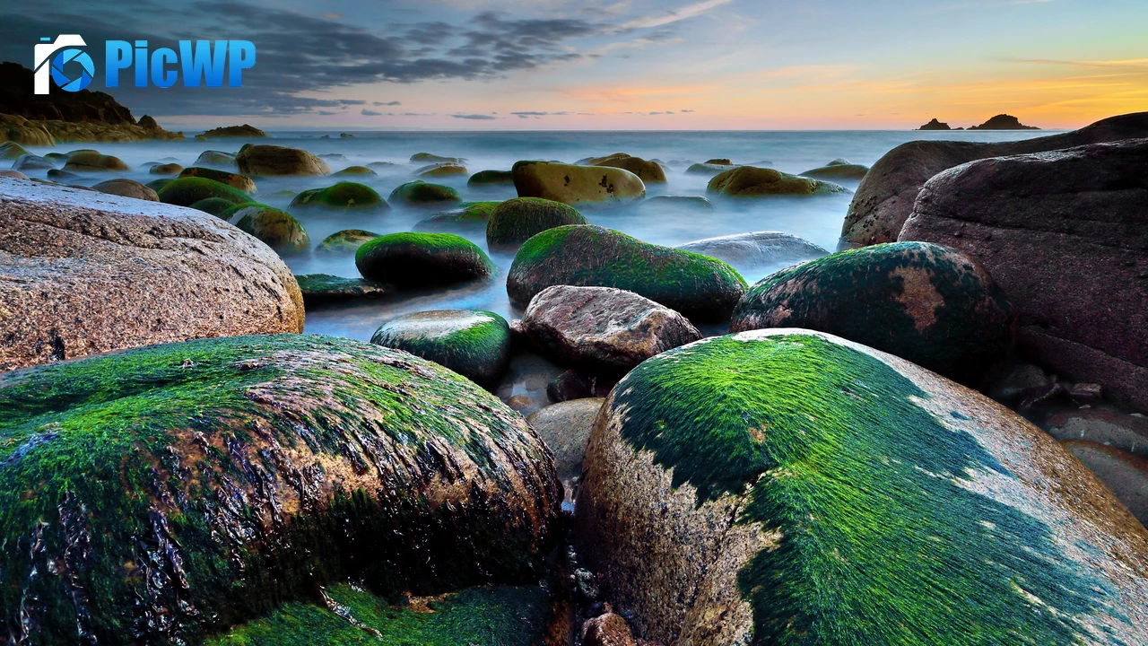 Porth Nanven Cot Valley 4K PC Wallpaper