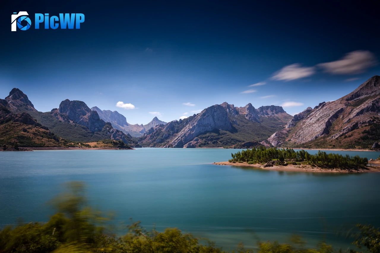 Picos de Europa Spain 4K PC Wallpaper