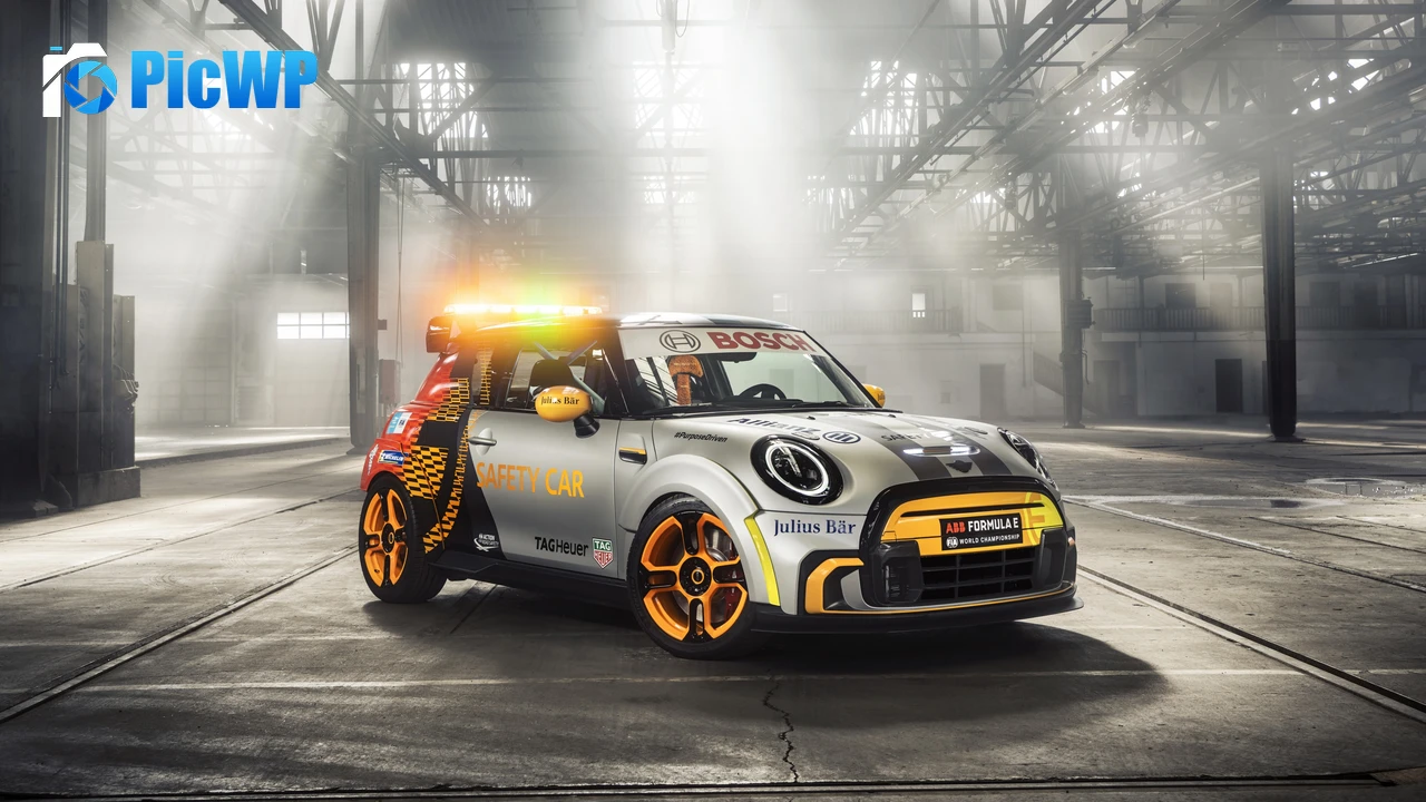 MINI Electric Pacesetter inspired by JCW 4K PC Wallpaper