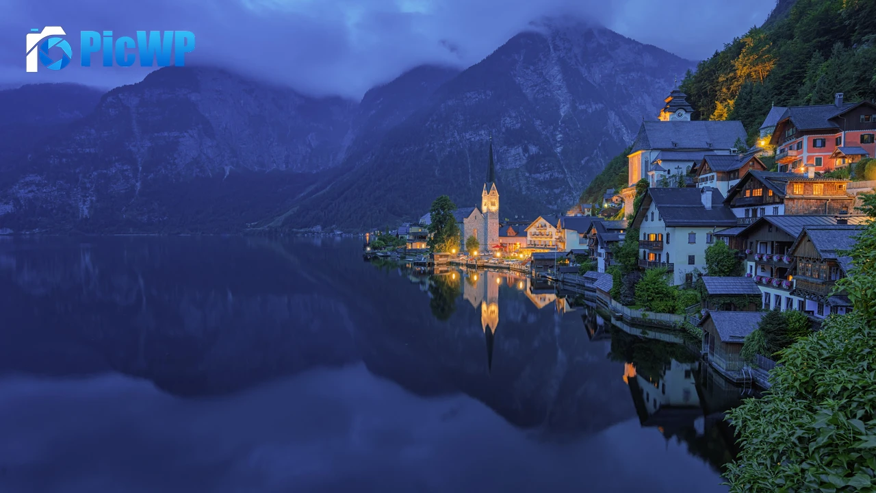Mountains Town 4K PC Wallpaper
