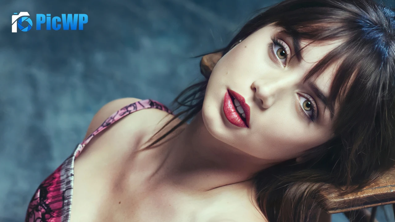 Ana de Armas Photoshoot 4K PC Wallpaper