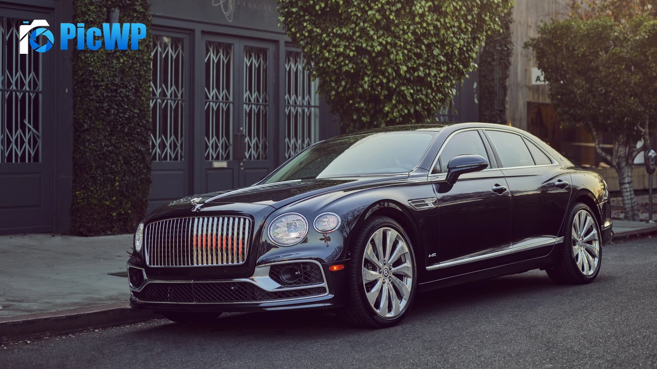 Bentley Flying Spur 2021 4K PC Wallpaper