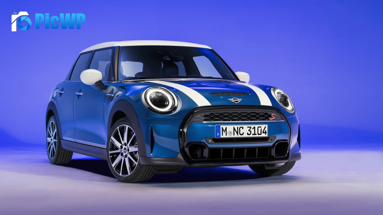 MINI Cooper 5-door 2021 4K PC Wallpaper