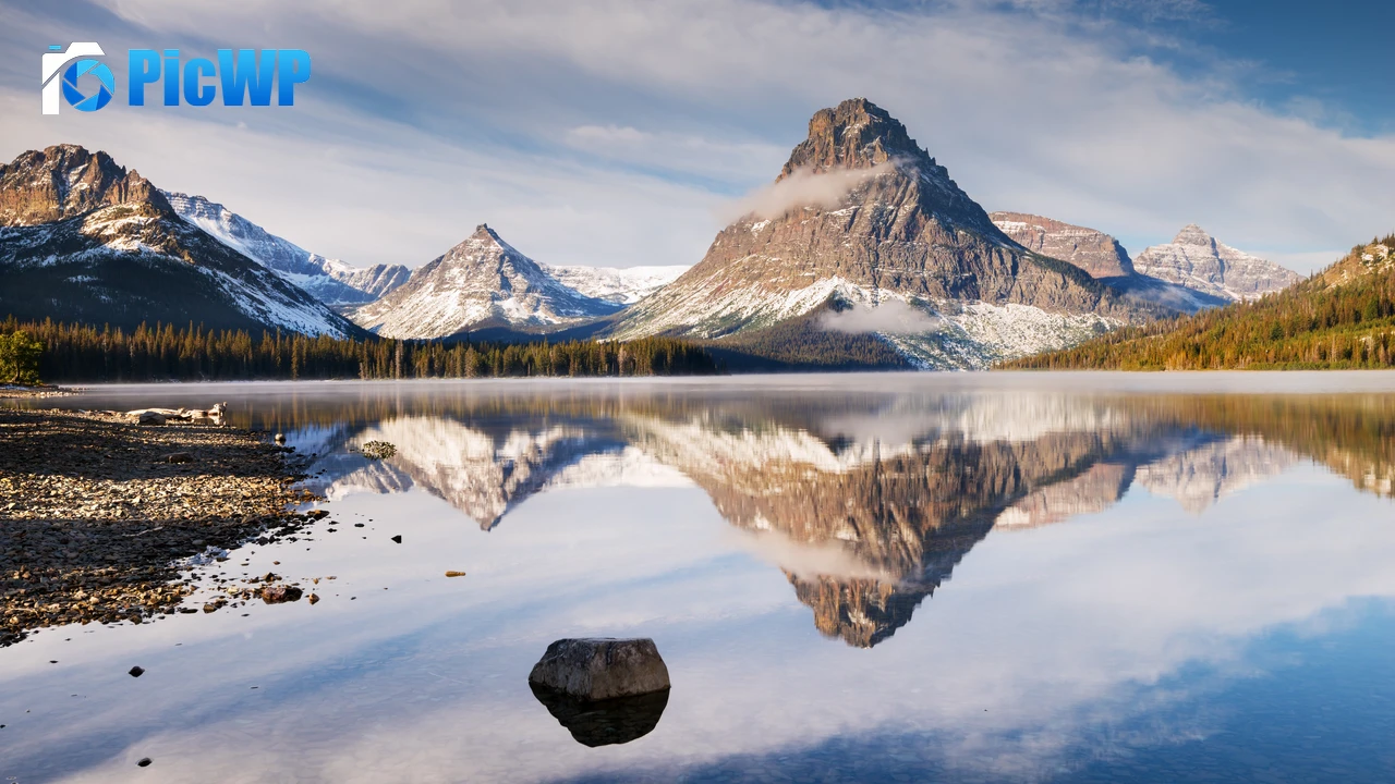 Glacier mountains Mirror Lake 4K PC Wallpaper