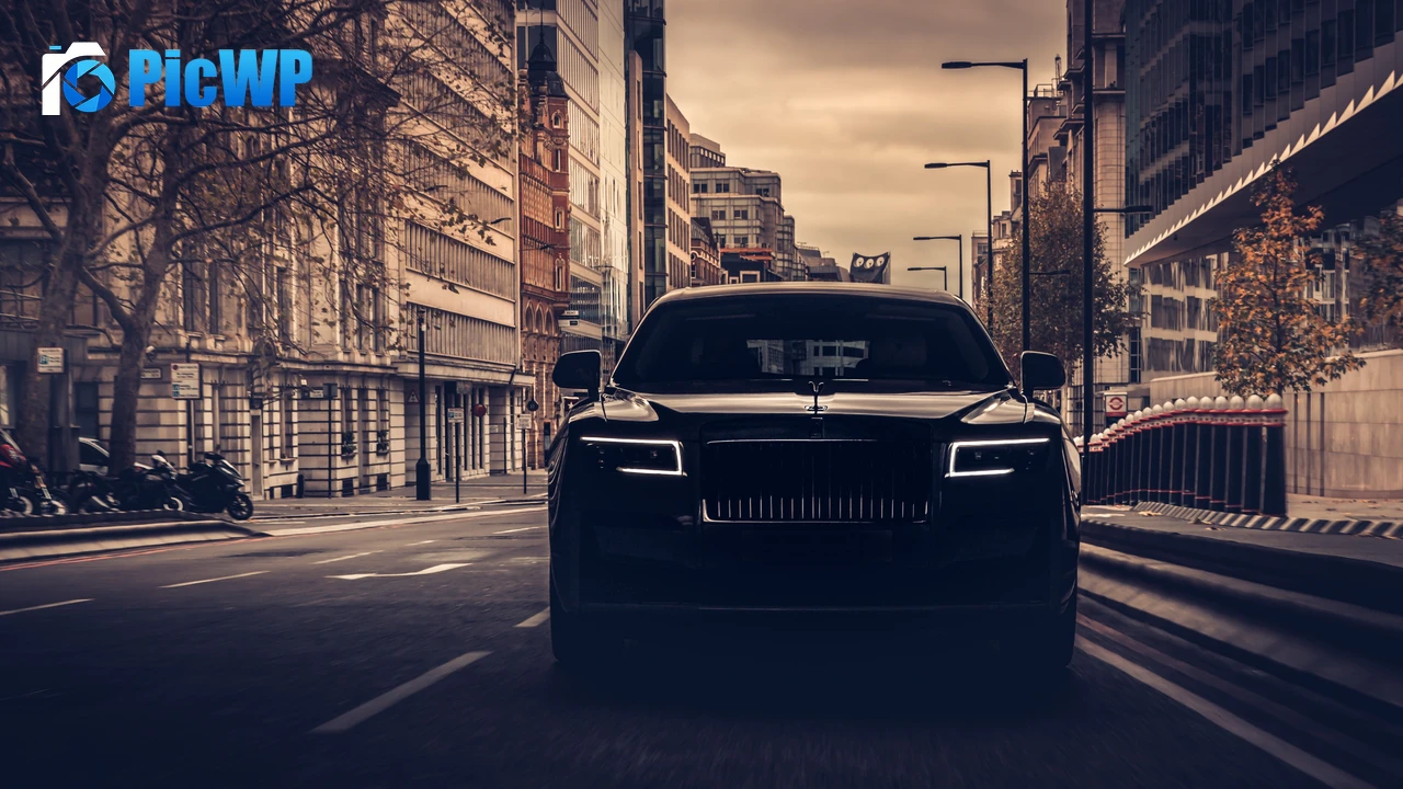 Rolls-Royce Ghost Dark 4K PC Wallpaper