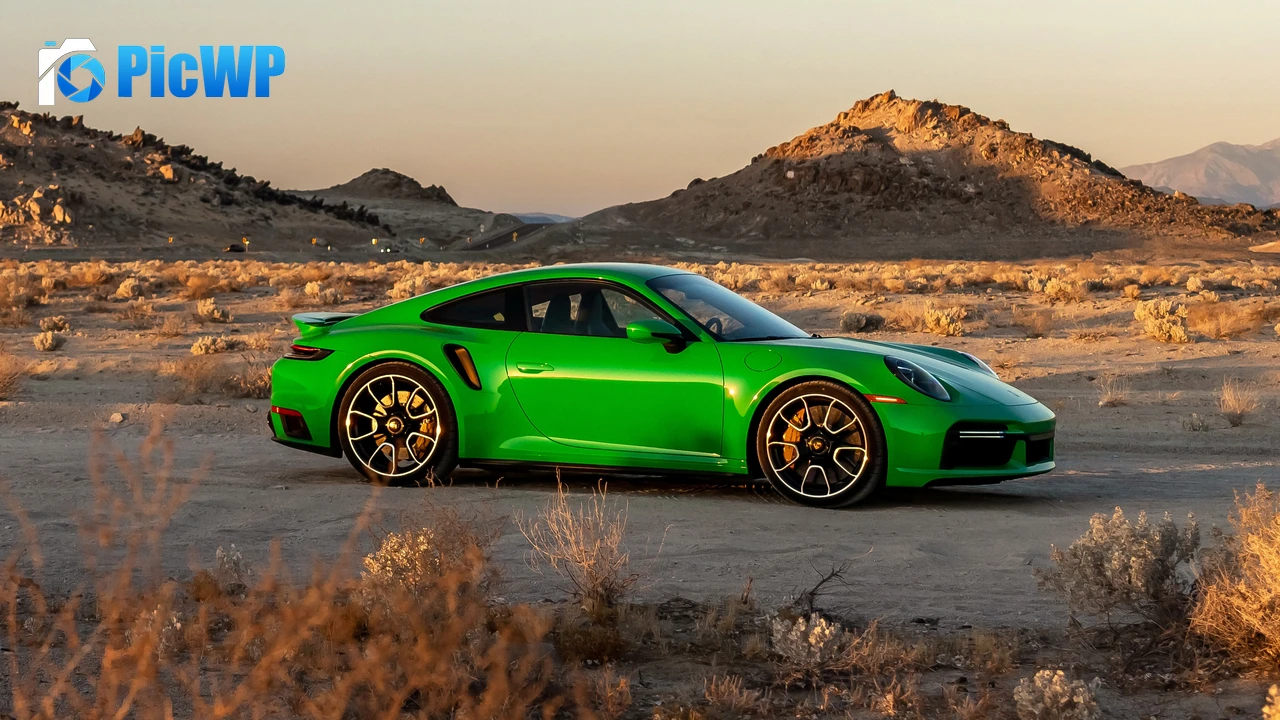 Porsche 911 Turbo S 2021 4K PC Wallpaper
