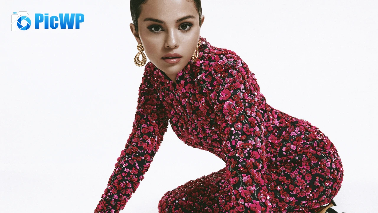 Selena Gomez Trendy 4K PC Wallpaper