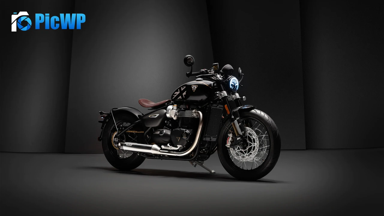Triumph Bonneville Bobber TFC Cafe racer 4K PC Wallpaper