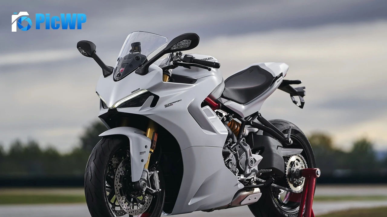 Ducati SuperSport 950 Sports bikes 4K PC Wallpaper