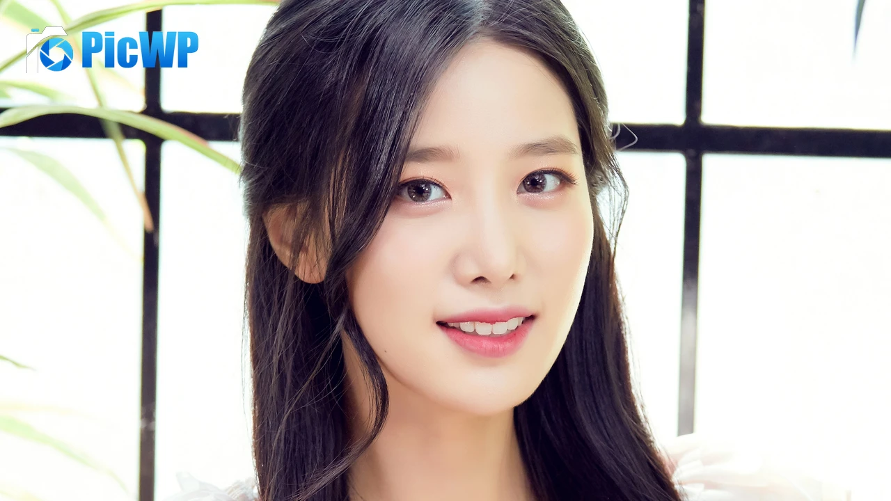Johyun Berry Good 4K PC Wallpaper