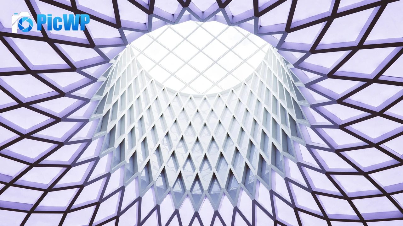 Ceiling Dome 4K PC Wallpaper