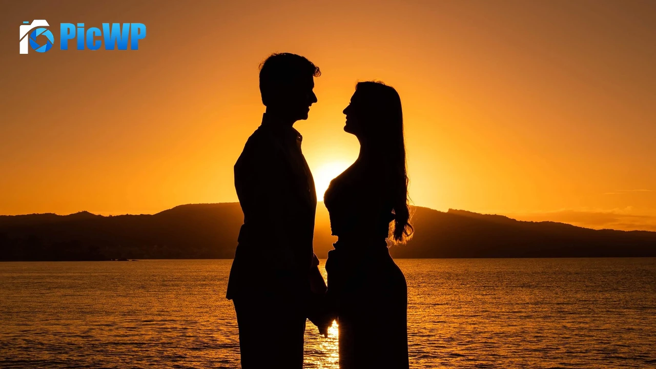 Silhouette Couple 4K PC Wallpaper