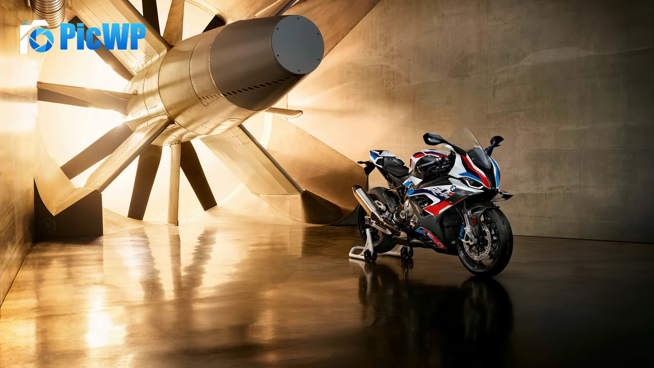 BMW M 1000 RR M Package 4K PC Wallpaper