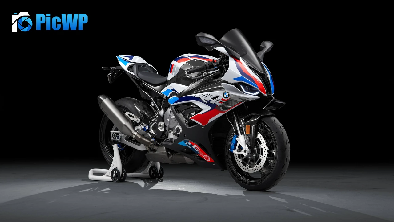 BMW M 1000 RR AMOLED 4K PC Wallpaper