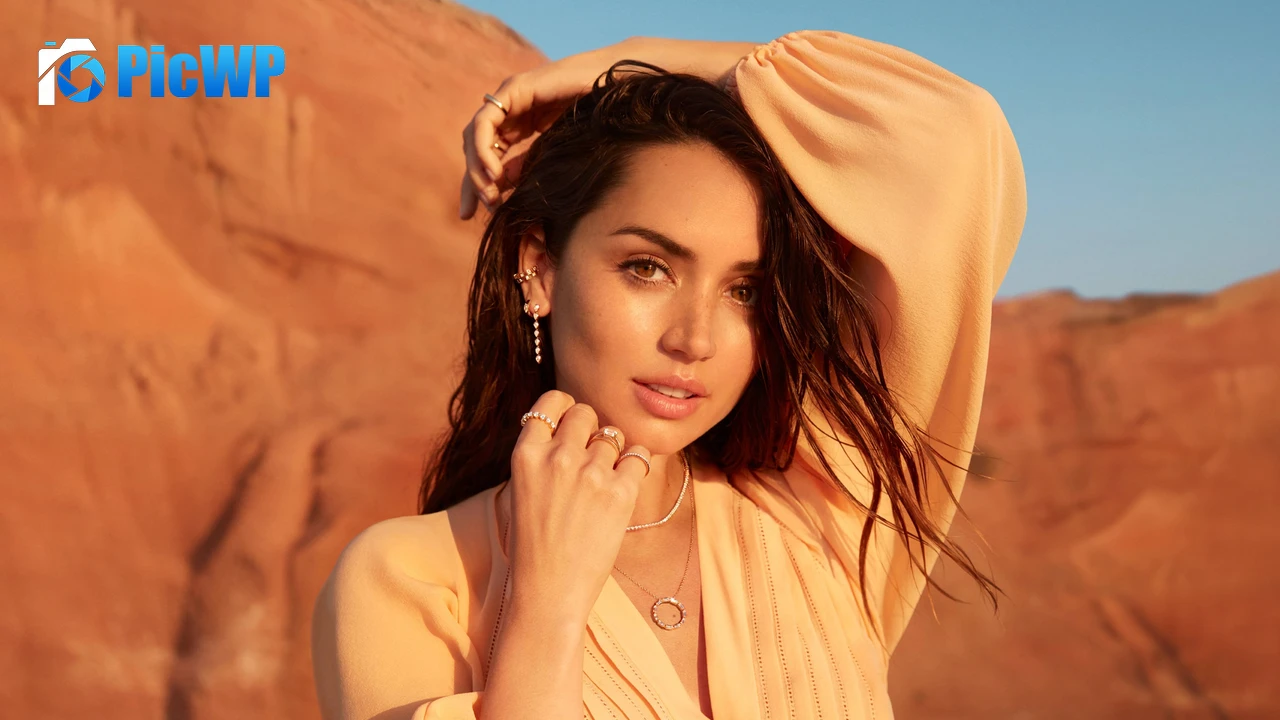 Ana de Armas 4K PC Wallpaper