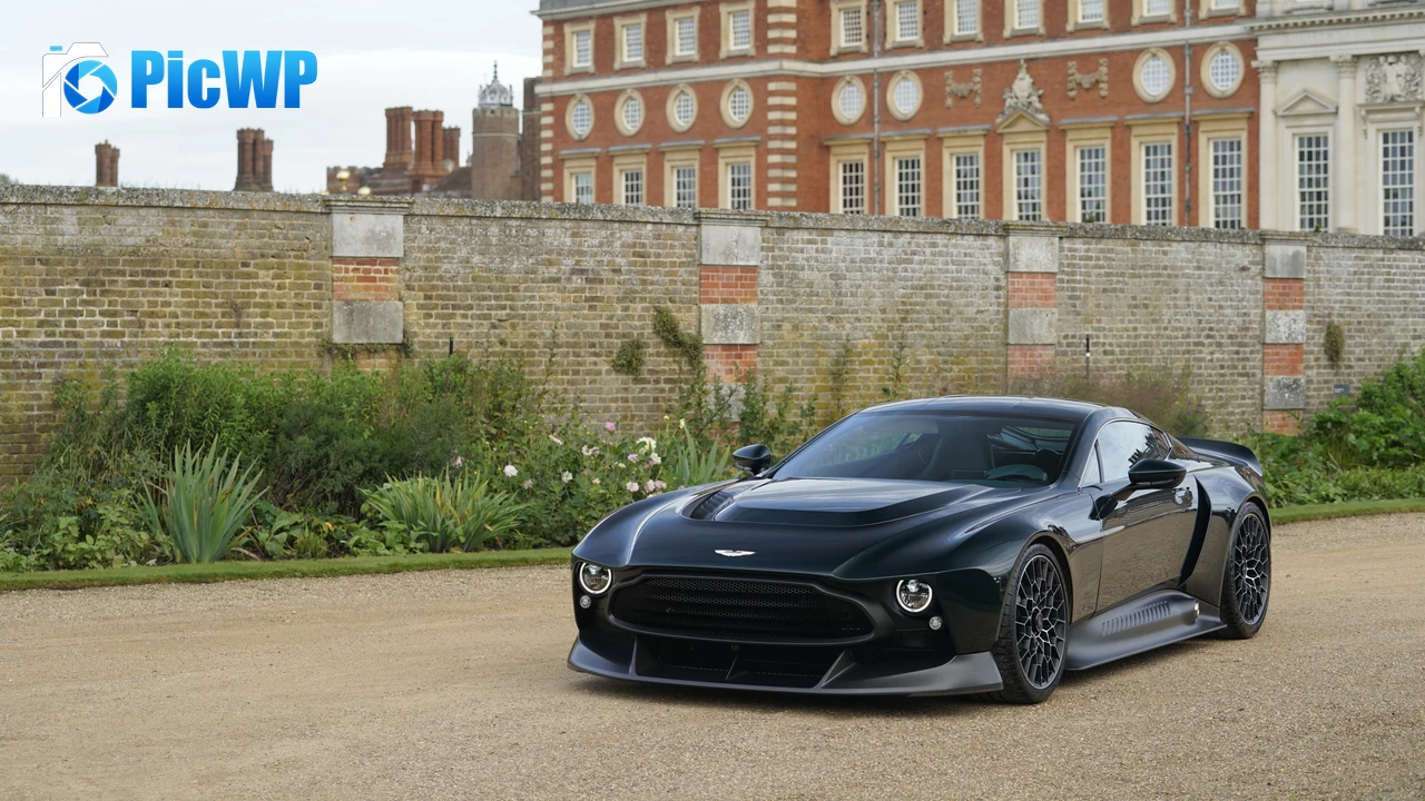 Aston Martin Victor 4K PC Wallpaper
